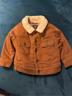GAP Tan Brown Jacket with Cream Sherpa Collar